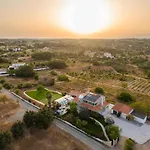 Villa Las Salinas - Jacuzzi E Piscina Aquecivel - Armacao De Pera Villa *
