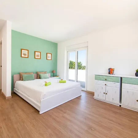 Salinas By Algarve Vacation Villa Armação de Pêra